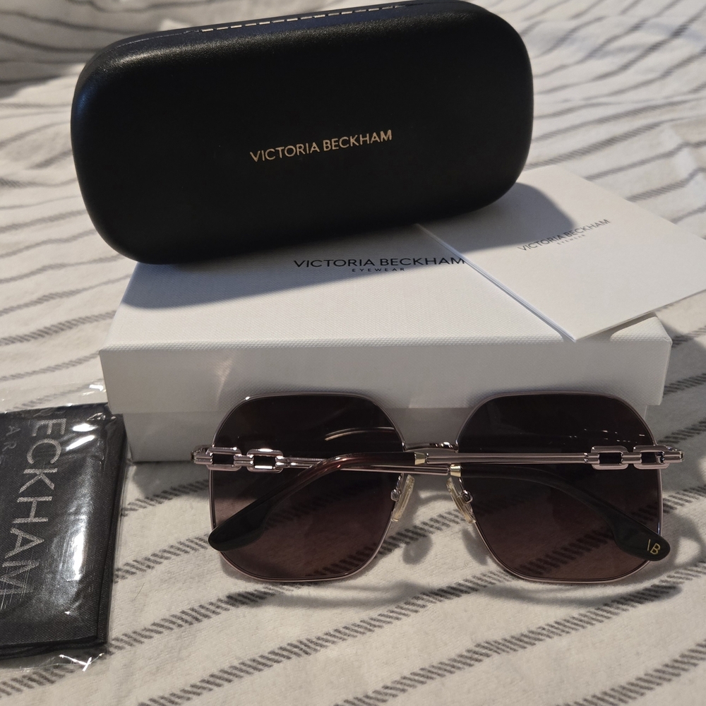 VICTORIA BECKHAM VB232S  Sunglasses Size-58:140:16 Pink Metal Adjustable Nosepad